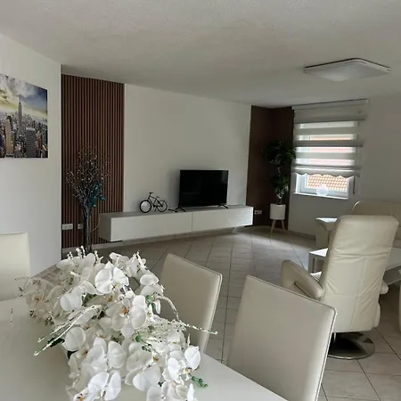 Neubau Schneider 4 Kassel Premium Qualitaet Апартаменты